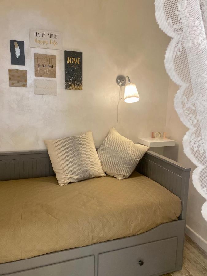 Apartment Close To The Coloseum, 2 Minutes Walk From Metro A Экстерьер фото