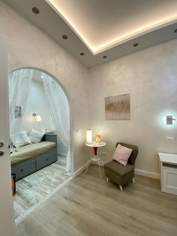 Apartment Close To The Coloseum, 2 Minutes Walk From Metro A Экстерьер фото