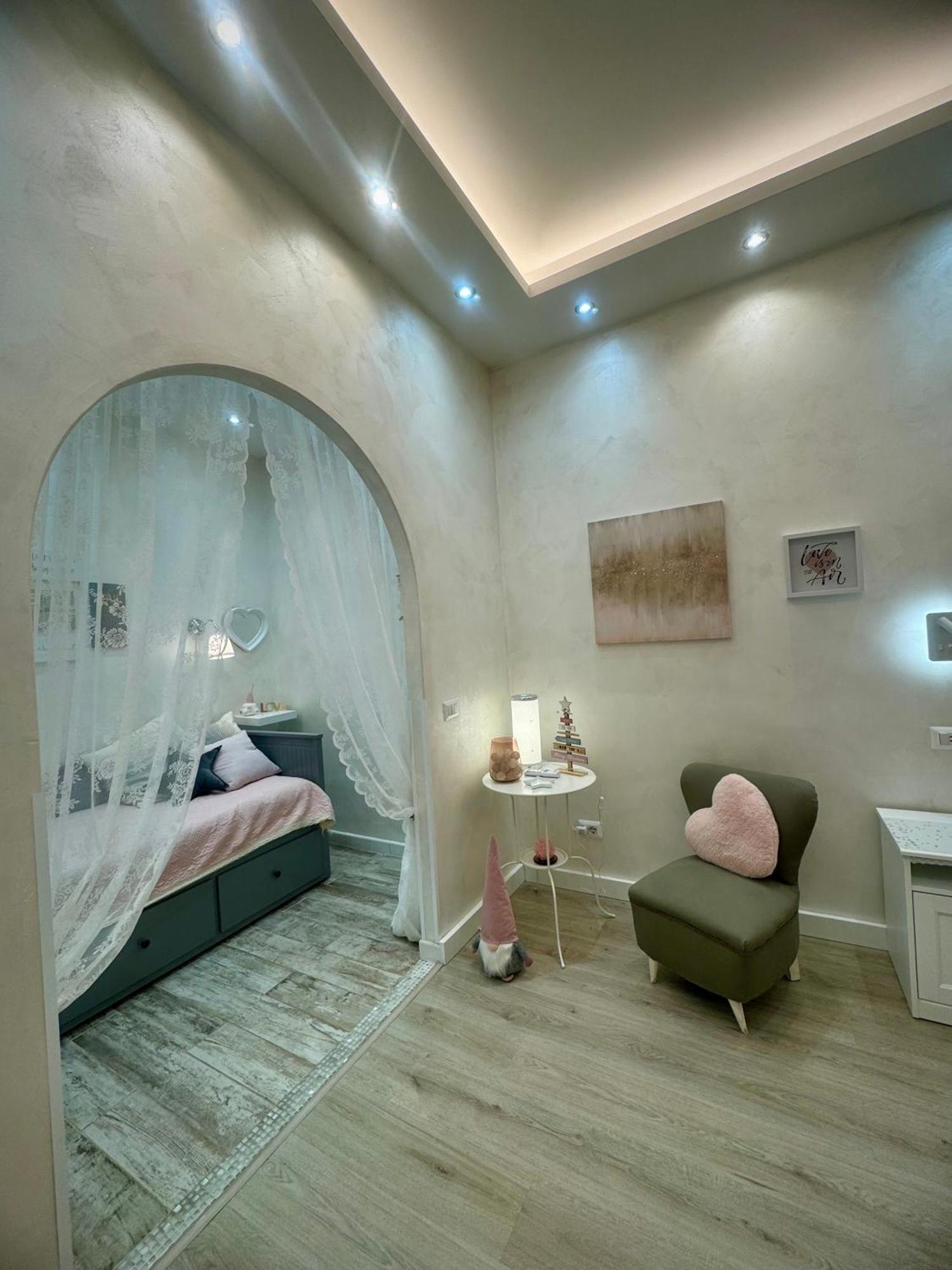 Apartment Close To The Coloseum, 2 Minutes Walk From Metro A Экстерьер фото